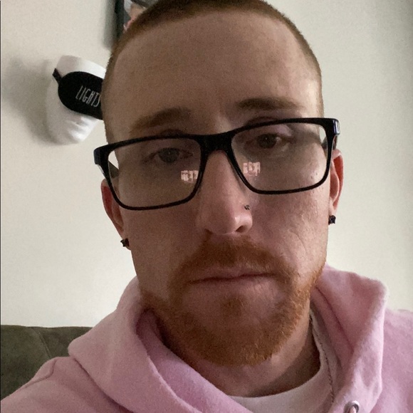 Meet your Posher, Jason - Picture 2 of 2